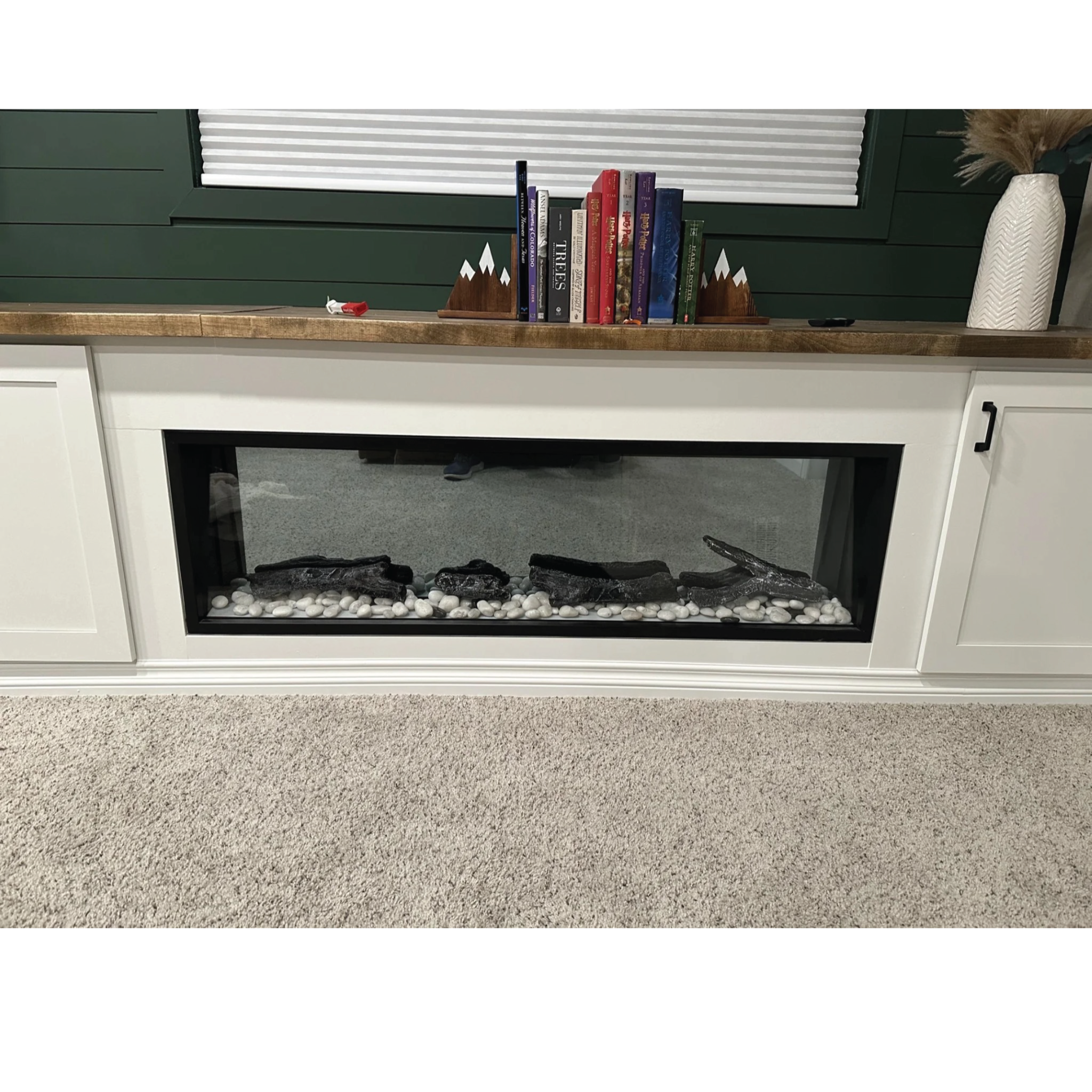 Latitude 45" Built-in Electric Fireplace with Driftwood Logs and River Rock ZEF45X